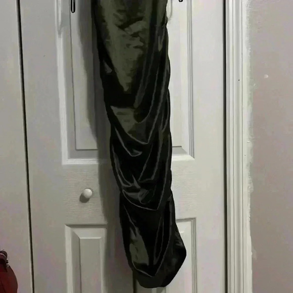 Dark Green Midi Dress - Picture 4 of 6